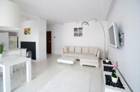 White apartament for Swifties